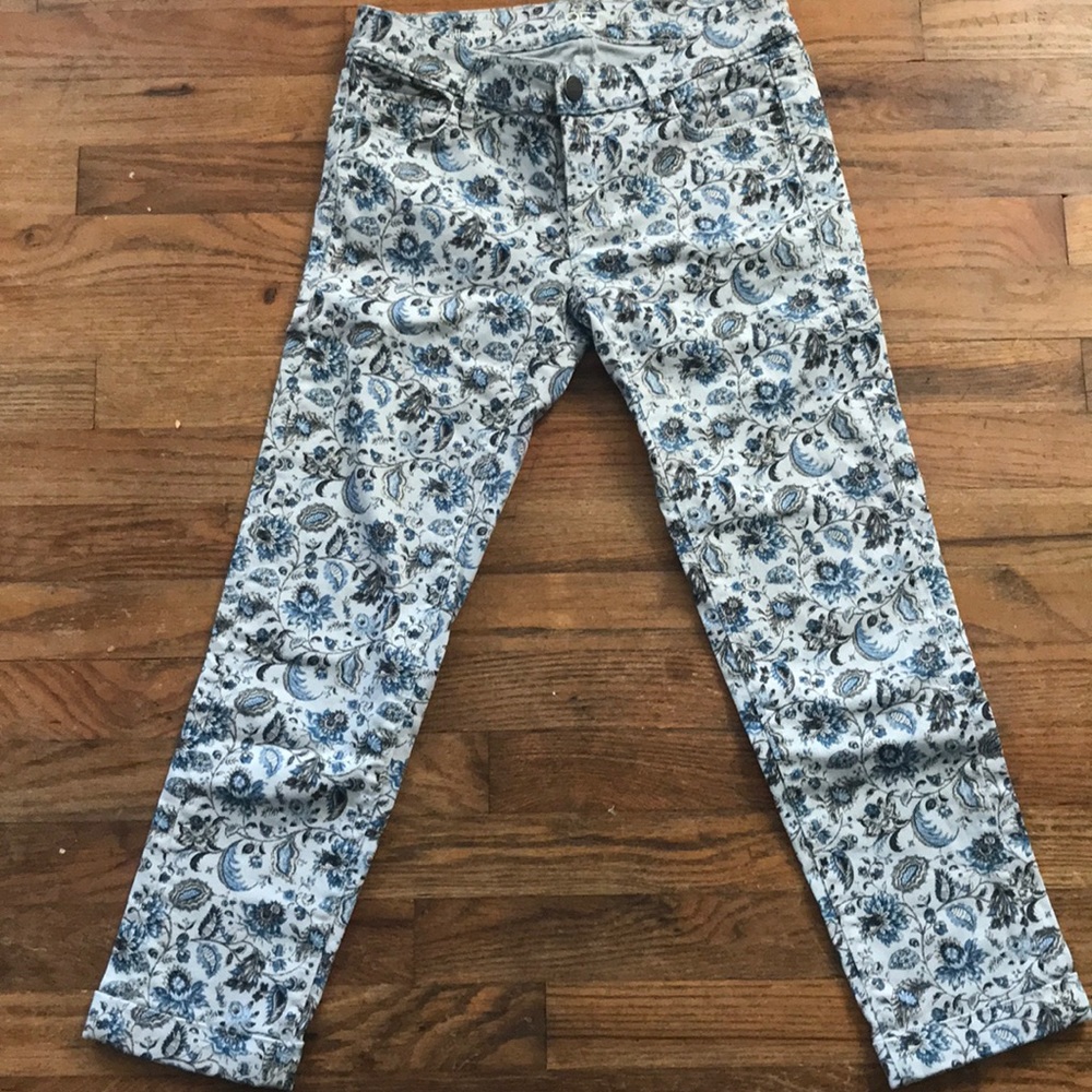 Loft floral modern crop